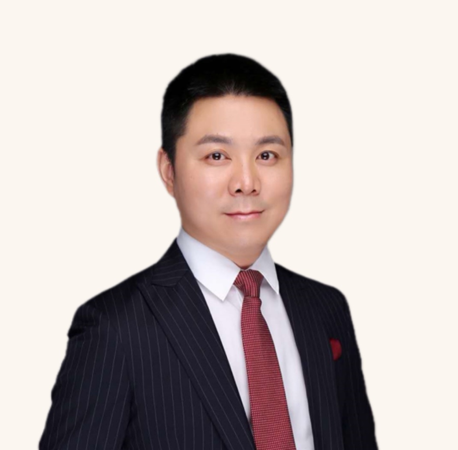 Jun He